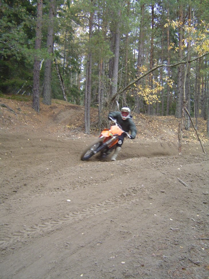 motocross 
bbbbrrraaappp. Foto: Nicklas Wallner. Åkare: Daniel Hörnqvist.