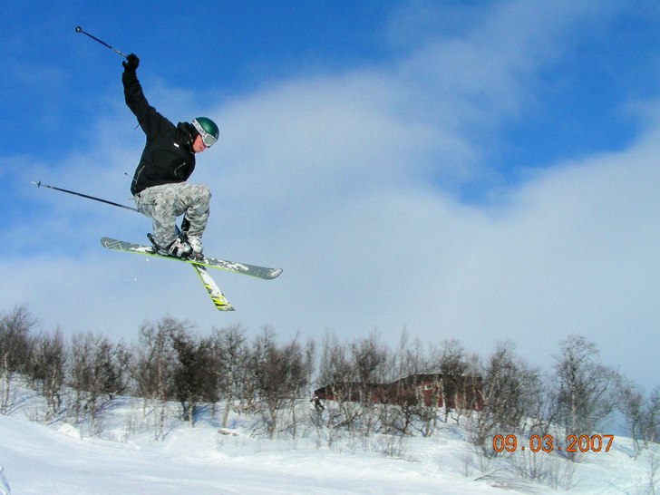 Foto: Peter boberg. Åkare: Sebastian Strömmer.
