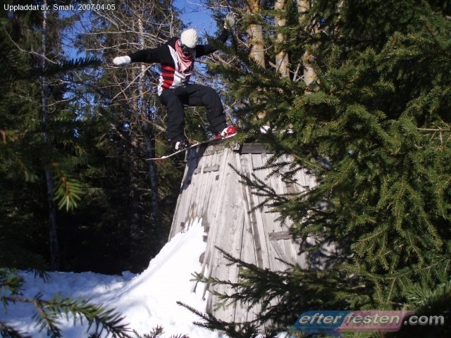 Rock´n´Roll på ett skit hus i rämberg... Foto: Martin Sjöblom. Åkare: Tobias Andersson.