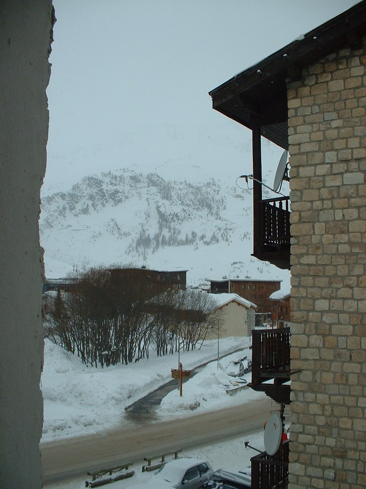 utsikten från vårt panorama fönster i val d ise. Foto: jag.