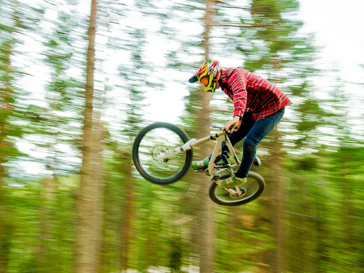 Foto: Emrik Jansson. Åkare: Alexander Bäckvall.