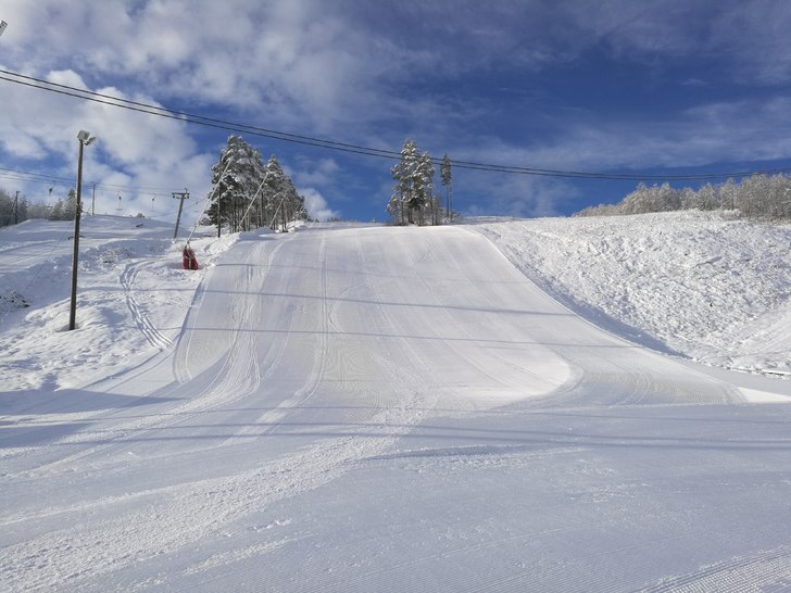 Knallføre
Gnistrende føre. Ut på ski..