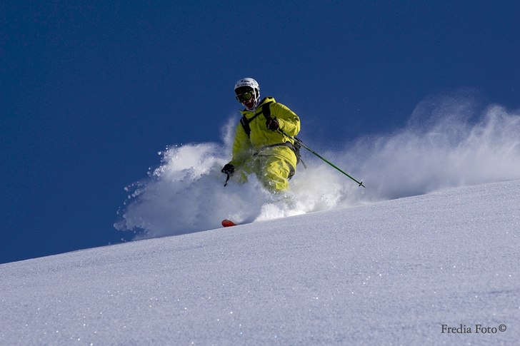 Sjuka dagar i tignes/Val d'isere . Foto: Magnus Fredén. Åkare: Linus Sandkvist.