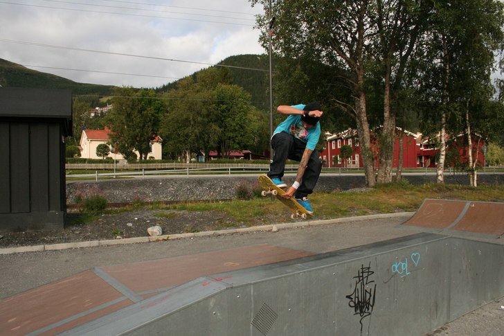 Foto: Adrian Frölund. Åkare: Jonas Gustavsson.