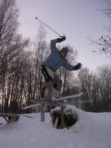 jag kör en kort rail i umeå... Foto: Jan Holma. Åkare: Per Marklund.