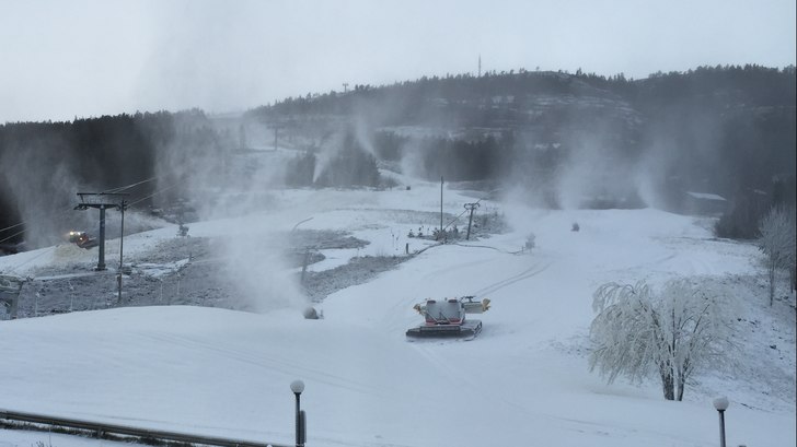 Lokalt snøvær i Vrådal
Endelig kom kulda tilbak.