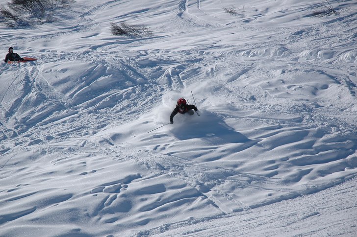 Efter god middag var man framtugn och de märktes . Foto: Roger Turhagen. Åkare: Sebastian Almgren.