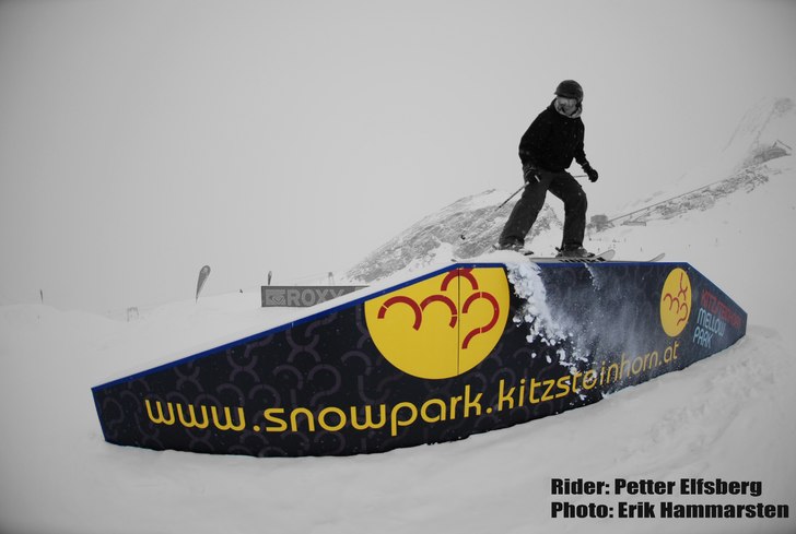 Skönt up-flat-down rail i Kaprun som Parma verkli. Foto: Erik Hammarsten. Åkare: Petter "Parma" Elsbeg.