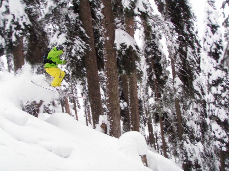 Gulmarg 2010 @Johan_Hedlund. Foto: Björn Vestling. Åkare: Johan Hedlund.