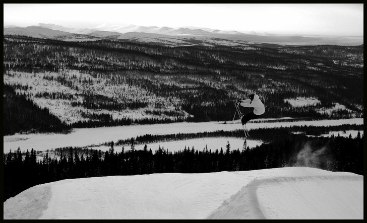 =). Foto: moi. Åkare: henrik harlaut.