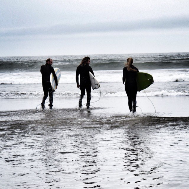 Åkare: Sean Harris, Jesse Dunseith, Ellen Borglund.