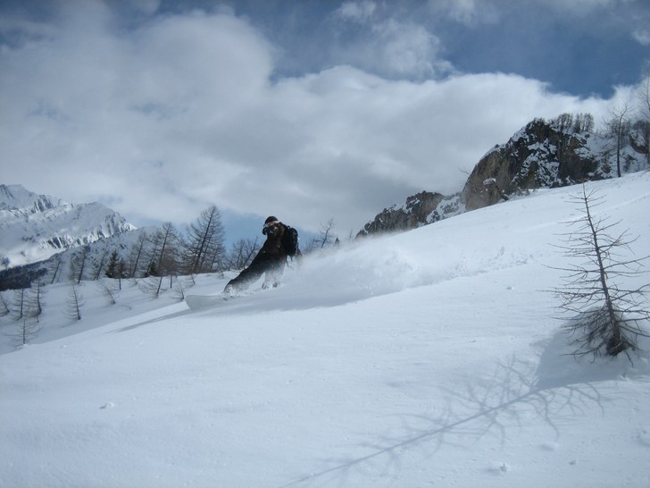 Micke goes powpow. Foto: Bo Liljefors. Åkare: Mikael Kastengren.