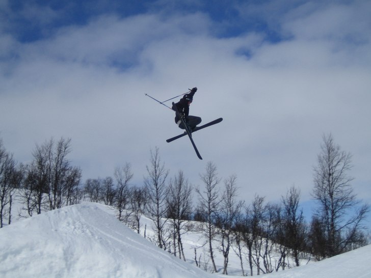 En dag i Ramis på påsklovet ;D . Foto: Viktor Frisk. Åkare: Jesper Westlin.