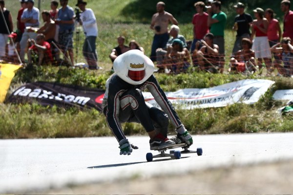 VM 2006, vännen olle slutar på en 5e plats. grat. Foto: dunno. Åkare: olle van keppel (SWE).