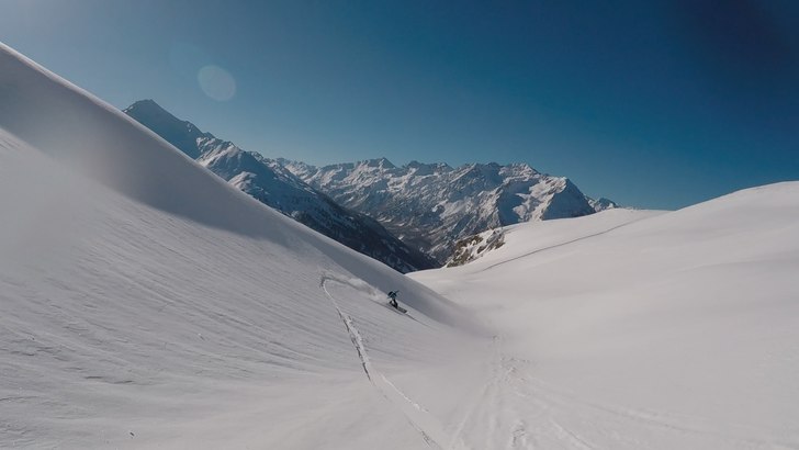 Jonathan från Surf Shoppe Sestriere vet hur man l.