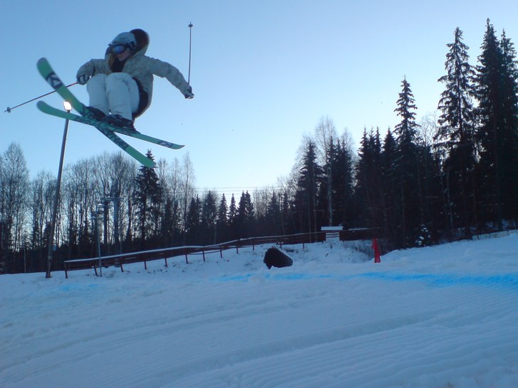 Foto: Viktor "Virre" Pettersson. Åkare: Kim Löfgren.