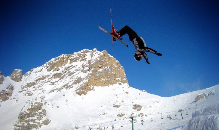 High Backflips makes girls crazy. Foto: Maja Truedsson. Åkare: Herman Truedsson.