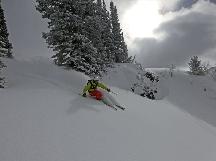 Ny dag, Ny snö!!...... Foto: Robert Hortlund. Åkare: Henrik Liljeqvist.