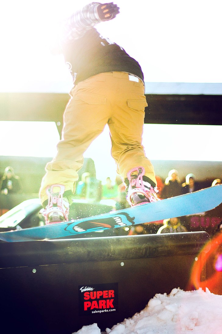 Sequence Railjam. Foto: Anna Kristinsdóttir. Åkare: Erik Fernvik.