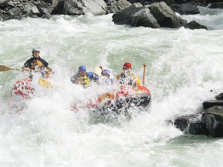 Blött men kul.... Foto: ?. Åkare: Peter mfl..