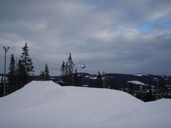 cork;y  (från sidan). Foto: -. Åkare: Jag.