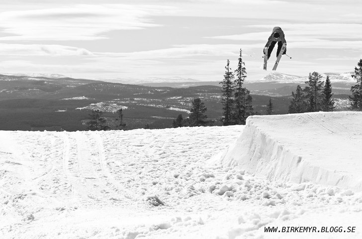 En 360 truckdriver gjord av skidläraren Andreas S. Foto: Jonathan Birkemyr. Åkare: Andreas Sjöbeck.