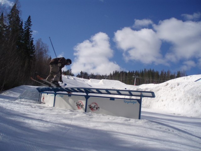 Åkare: Oscar Owetz.