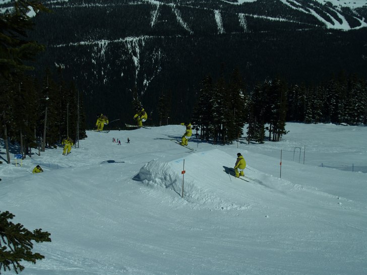 Random skidåkare nr. 2 gör en 180
http://www.ma. Foto: Markus Simonsson.