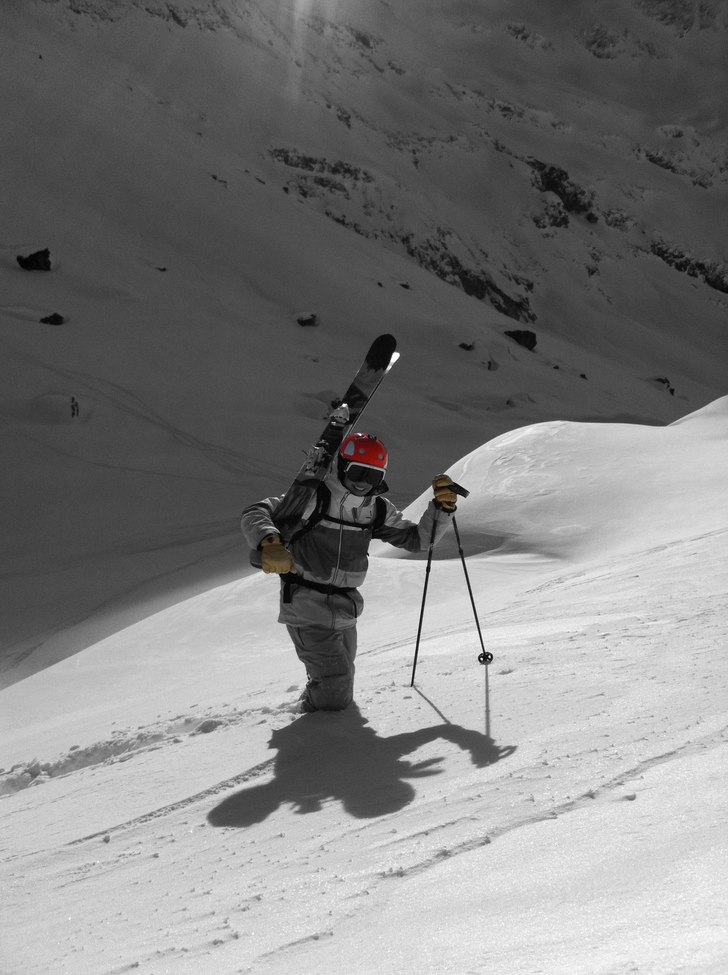 Januari 2013, ett soligt och pudrigt Engelberg. Gr. Foto: Victor Lönn. Åkare: Fredrik Westin.