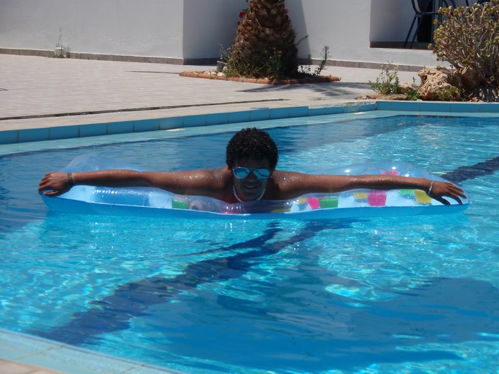 Schteek i pool va fan !. Foto: Farsan. Åkare: Jonatan Negr0 Lindgren.