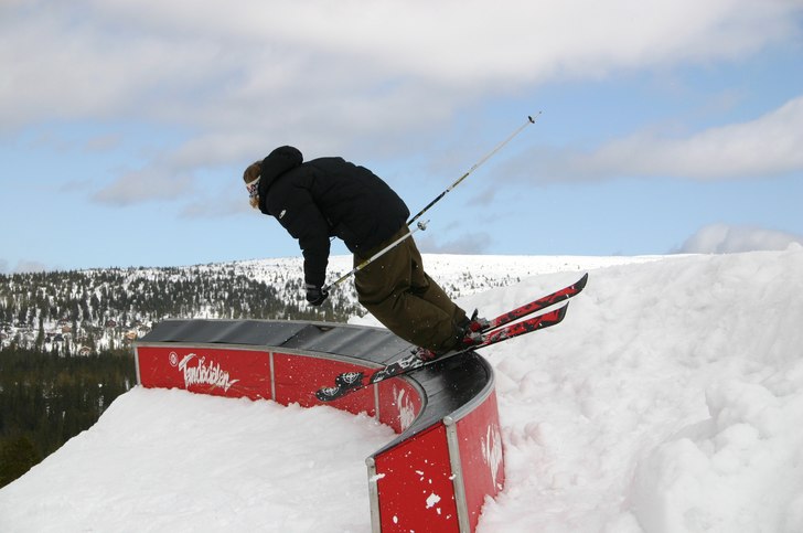 Stepup C-rail.. Foto: Fredrik Demare. Åkare: Oskar Brandberg.