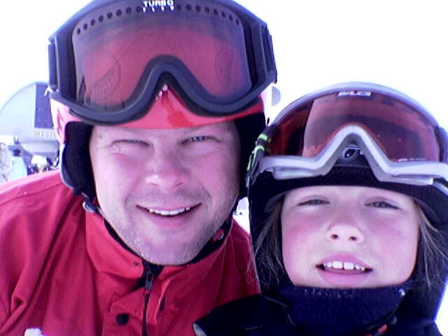 härlig bild på toppen.. Foto: Stefan Lindstrand. Åkare: Klara & Steffe.