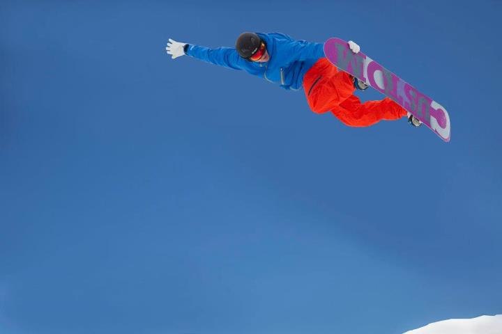 Foto: Klingfoto. Åkare: Adam Claeson.