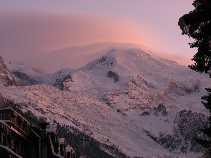 Utsikt från balkongen på julafton. Foto: Fredrik Falkman. Åkare: Dome du Goutier.
