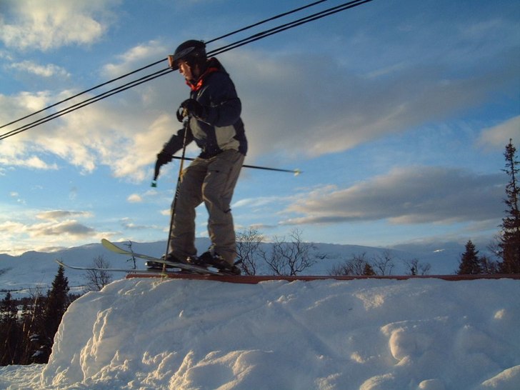 Rail på tomten. Foto: BII BII. Åkare: Ted.