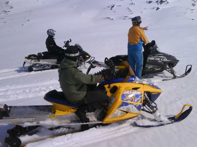 renagade, summit å M8. Foto: jag. Åkare: mattias, markus å johan.