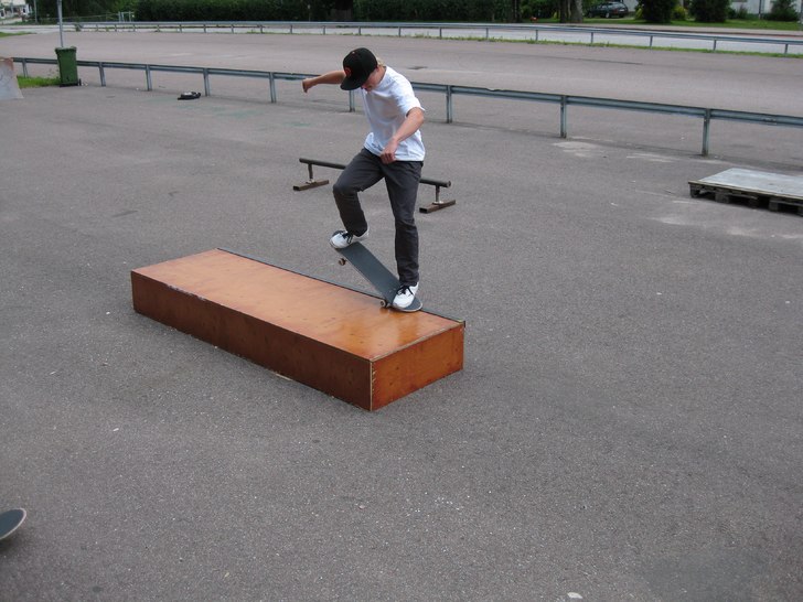 fs nosegrind. Foto: Johan Nyrka. Åkare: Linus Bengtsson.