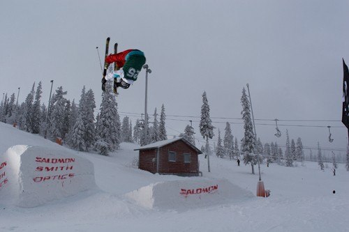 ännu en lastbils flipp. Foto: SalomonJibacademy. Åkare: Niklas granlund.