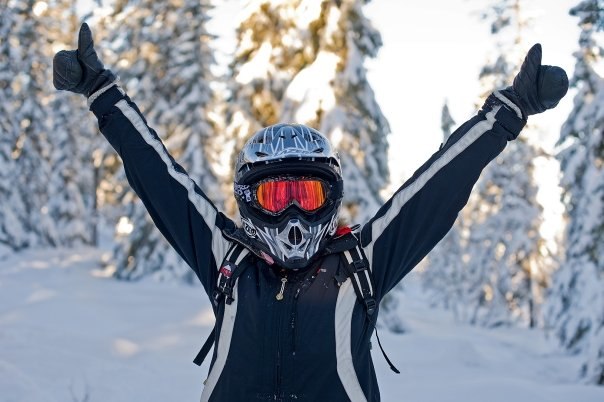 en underbar  skoter  dag. Foto: cristoffer åström. Åkare: mia bergner.