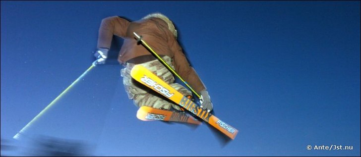 180. Foto: Ante Fransson. Åkare: Isak Larsson.