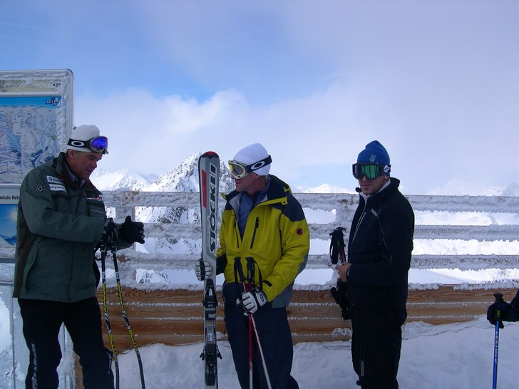 Kombinerad Strolzresa med Stöckli-test i Lech/Sö. Foto: Okänd. Åkare: Kjelle, Åke, Tobbe.