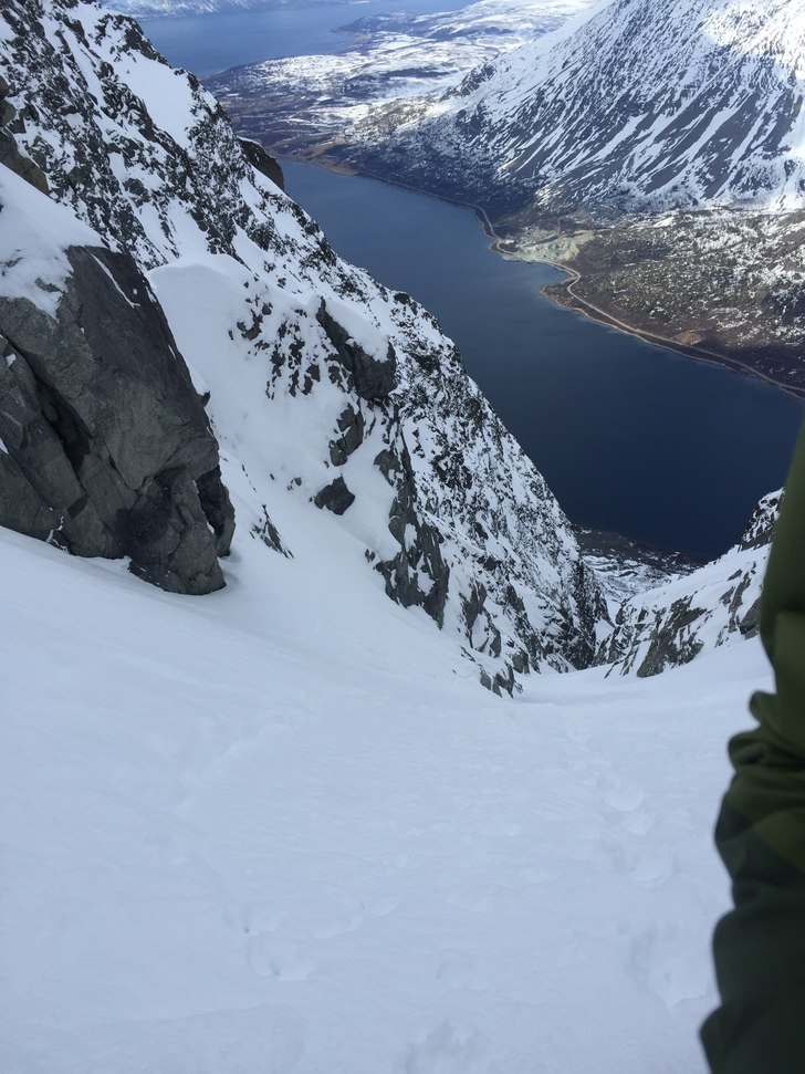 Högst upp i Godmother of all coulouirs..