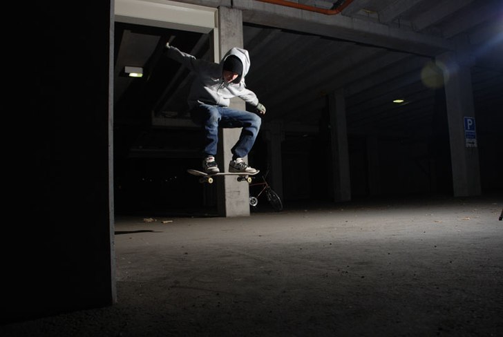 Bara en ollie, fotar med fjärris i handen :). Foto: Petter Engblom. Åkare: Petter Engblom.