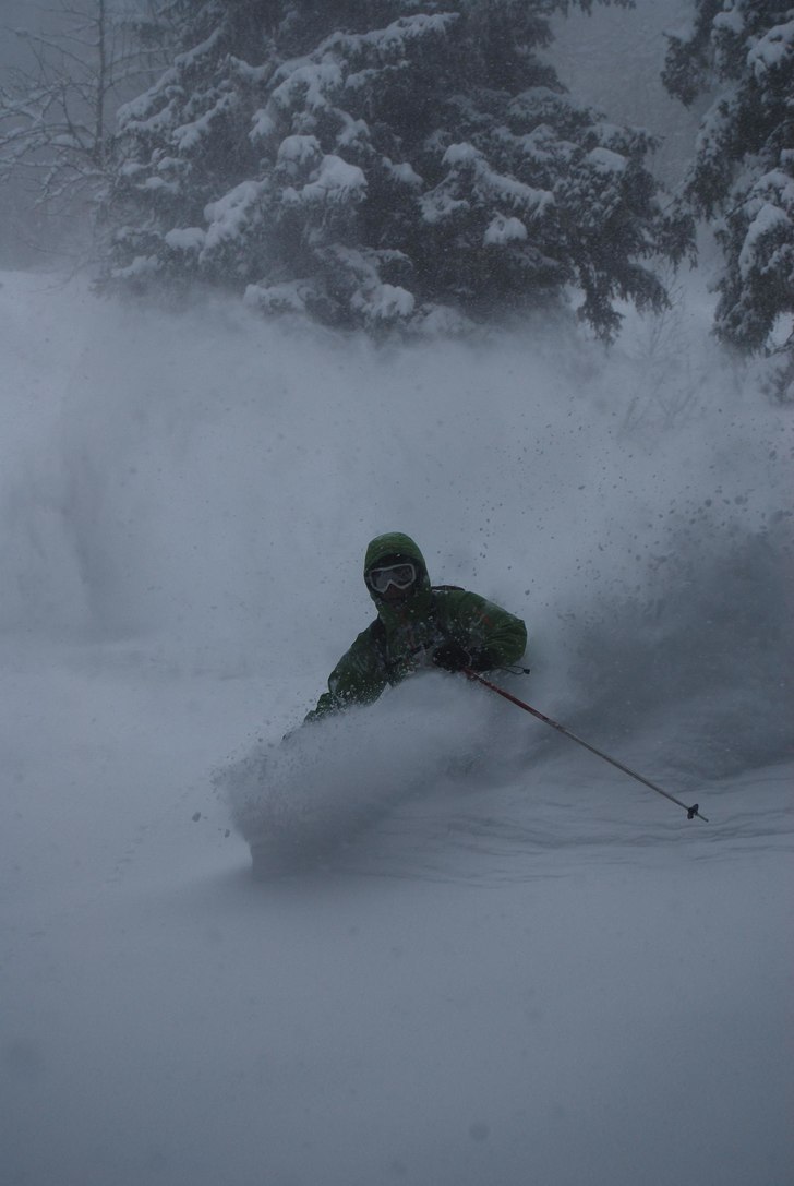 April månad och puder =)
Läs mer på www.god-st. Foto: Bellini Mange. Åkare: Erik Lidas Lidström.