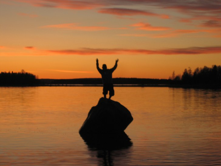 såg stenen och tänkte att det var ju hyfsat lju. Foto: erik. Åkare: johan röckner.