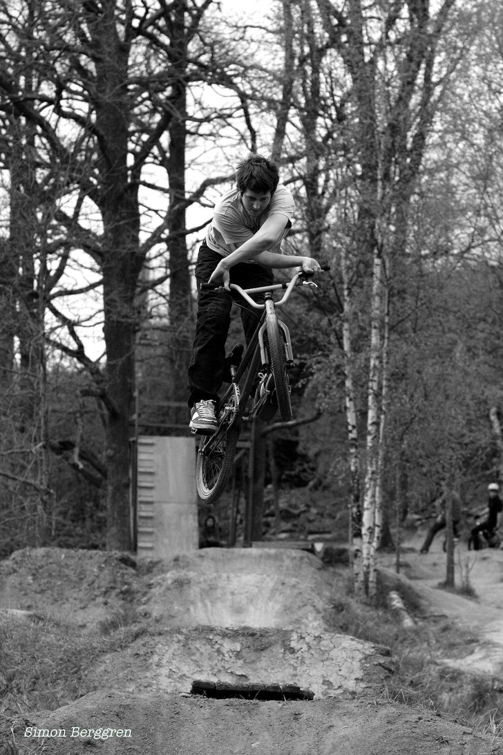 flowad x-up i mellanslingan. Foto: Simon Berggren. Åkare: Ingen aning.