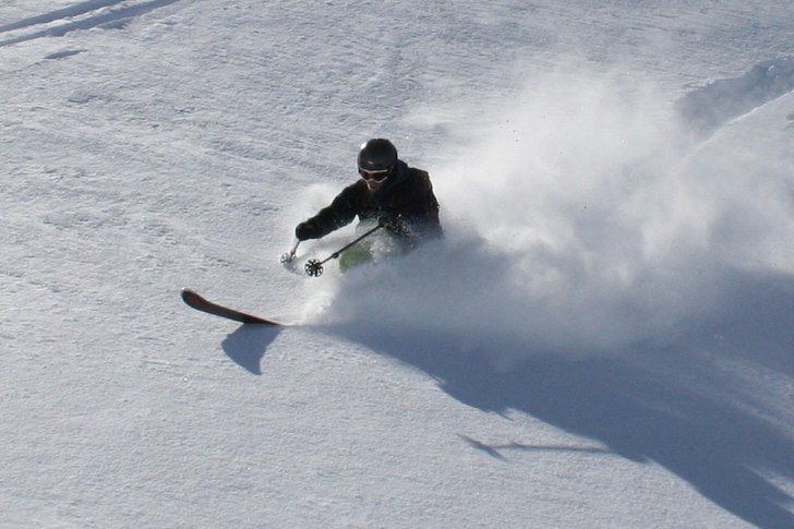 En underbar nysnödag i les deux Alpes. Så här s. Foto: Carl Bruch. Åkare: Johan Hasslow.
