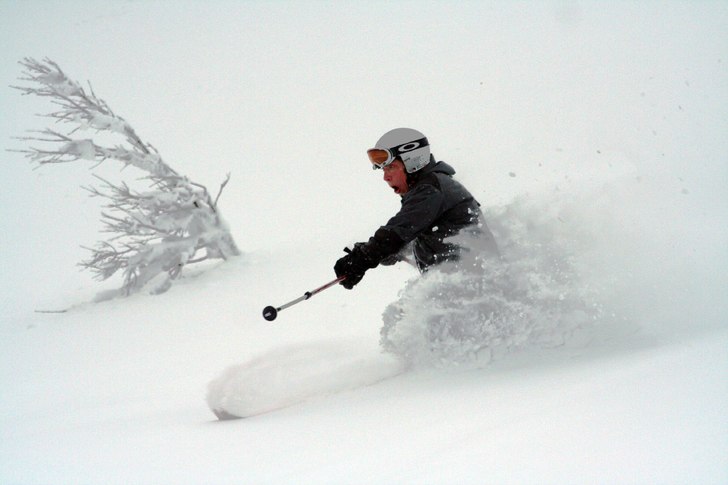 Masse pumpar Puder i Björnfällan. Foto: Michael Gustafsson. Åkare: Mats Wilén.
