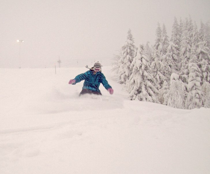 Du vet dom där dagarna, då man hänger i hemma b. Foto: frida. Åkare: hilla.