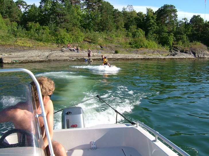 Start på øy :). Foto: Simon Müller. Åkare: Jon Sanvand.